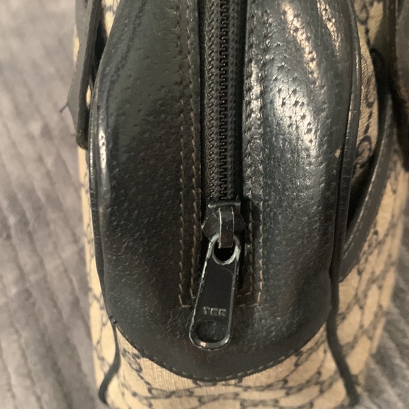 GUCCI Vintage GG Monogram Bag - Picture 17 of 17